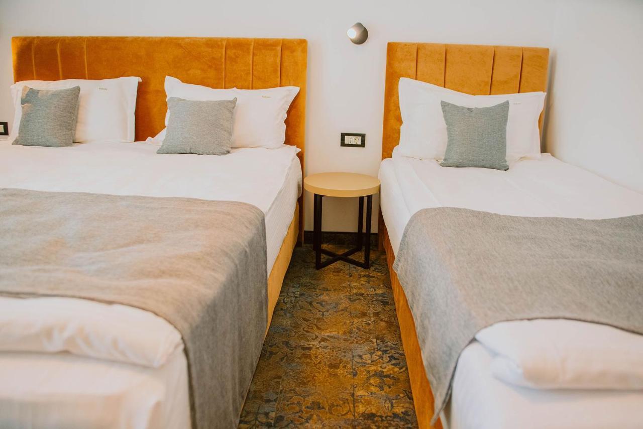 Hotel Corina فينوس المظهر الخارجي الصورة