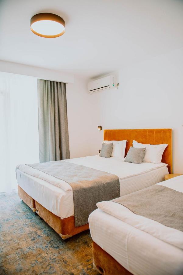 Hotel Corina فينوس المظهر الخارجي الصورة