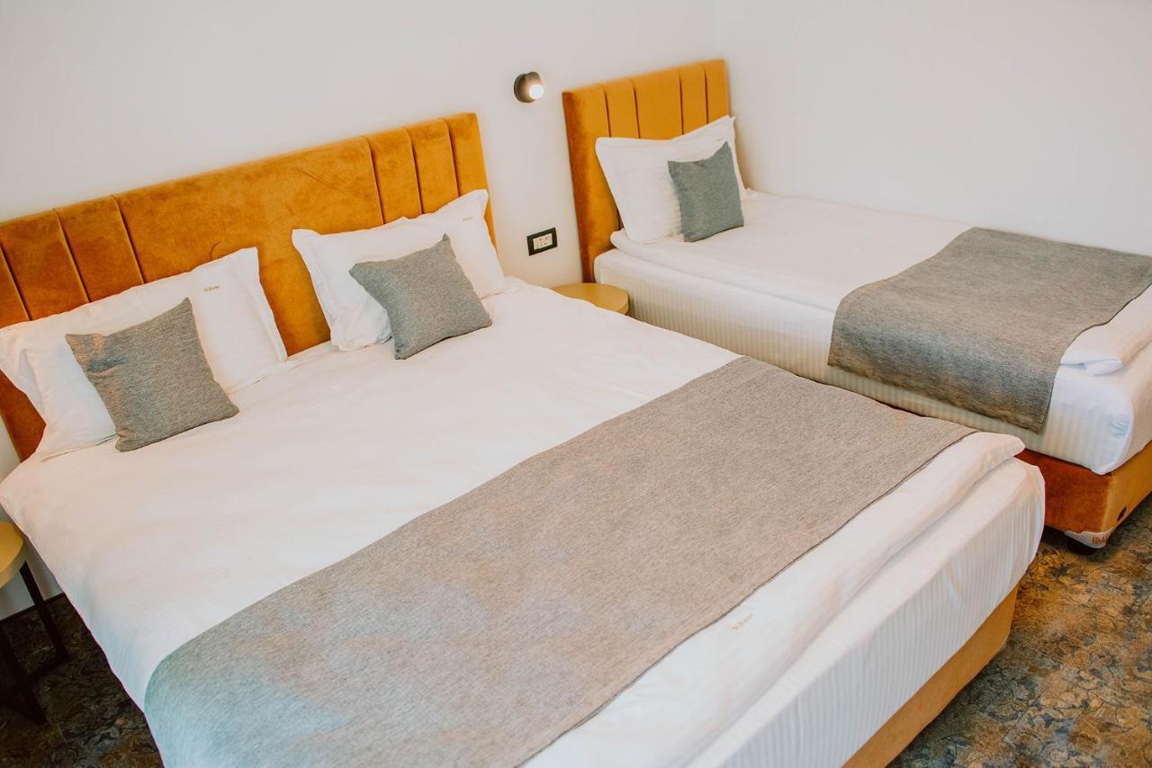 Hotel Corina فينوس المظهر الخارجي الصورة