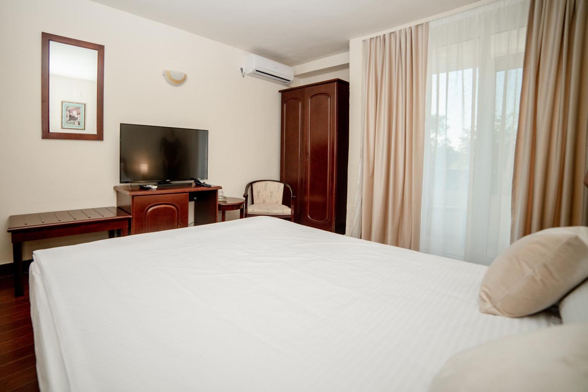 Hotel Corina فينوس المظهر الخارجي الصورة